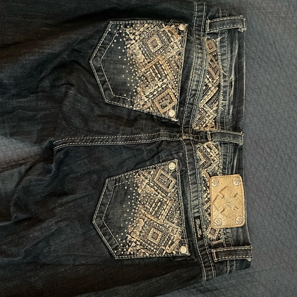 Size 30, Miss Me jeans. Only wore a few times! - Picture 1 of 3
